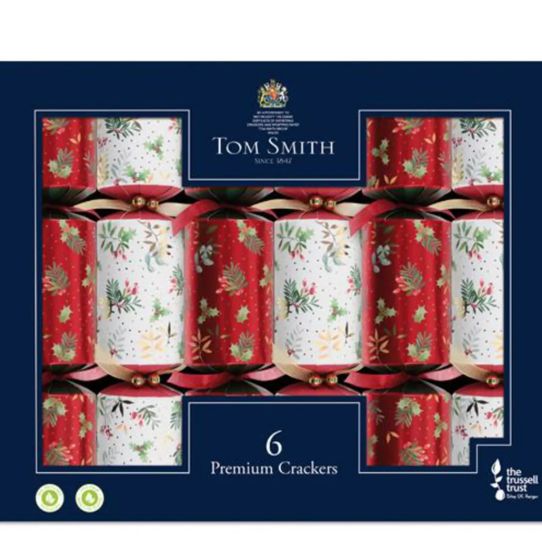 The Christmas Shop Box Of 6 Premium Christmas Crackers| Crackers
