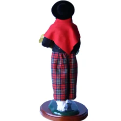 The Christmas Shop Walking Woman| Byers Choice Carolers